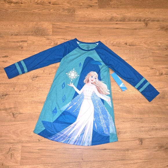 Disney Frozen Elsa Teal Long Sleeved Nightgown Size 9/10 NWT - Picture 1 of 7